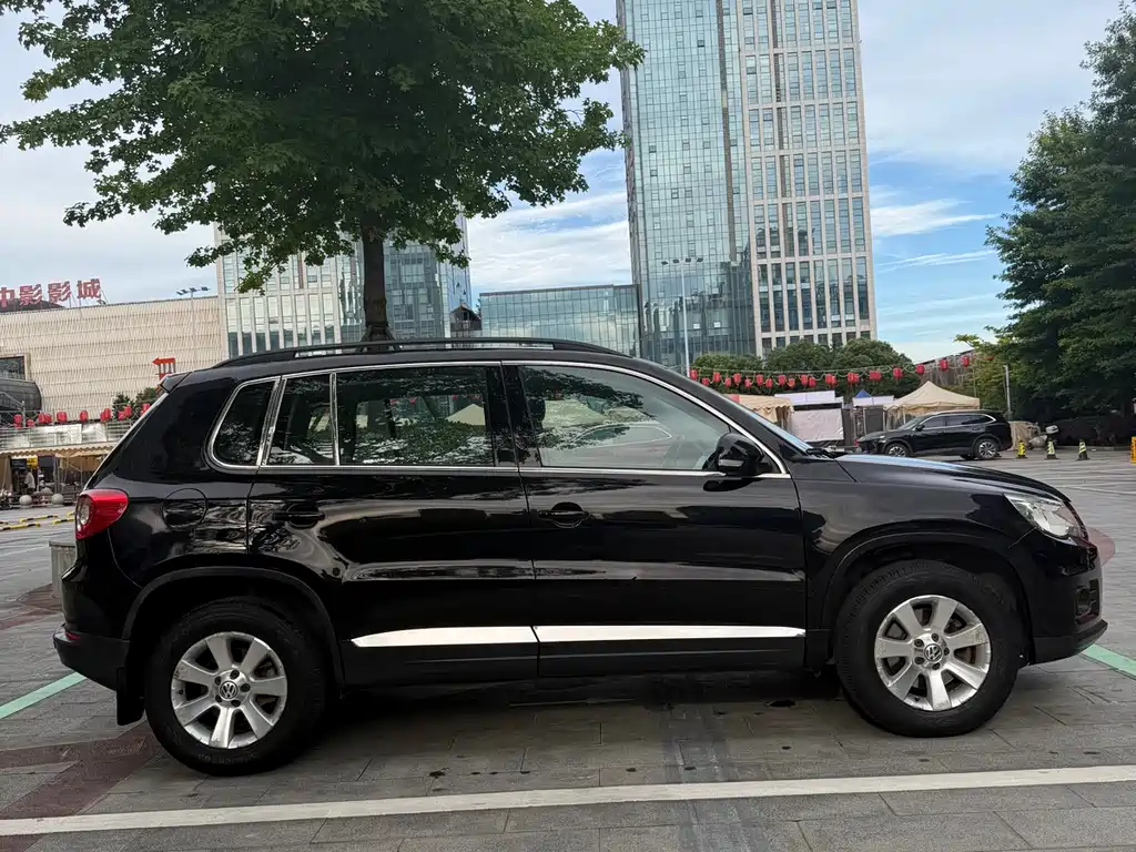 Volkswagen Tiguan 2011