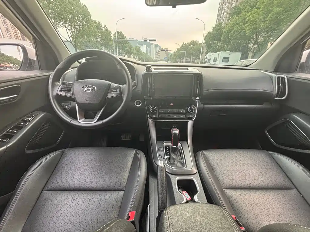 Hyundai ix35 2018 — фото 14