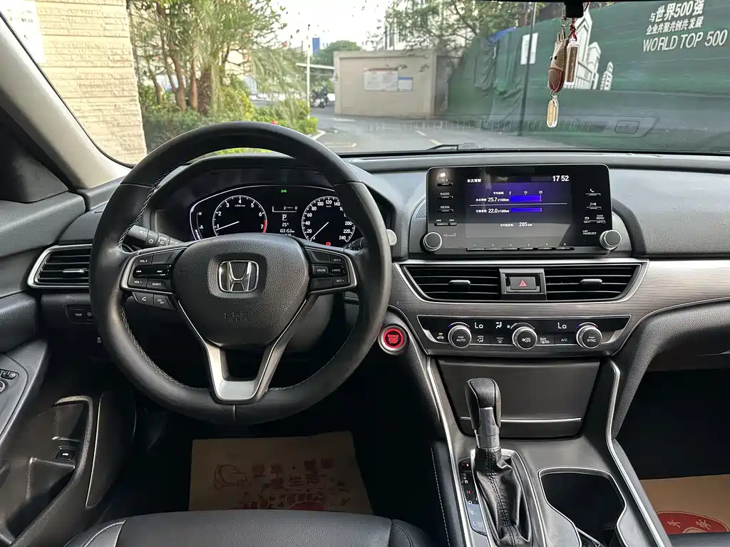 Honda Accord 2021 — фото 18
