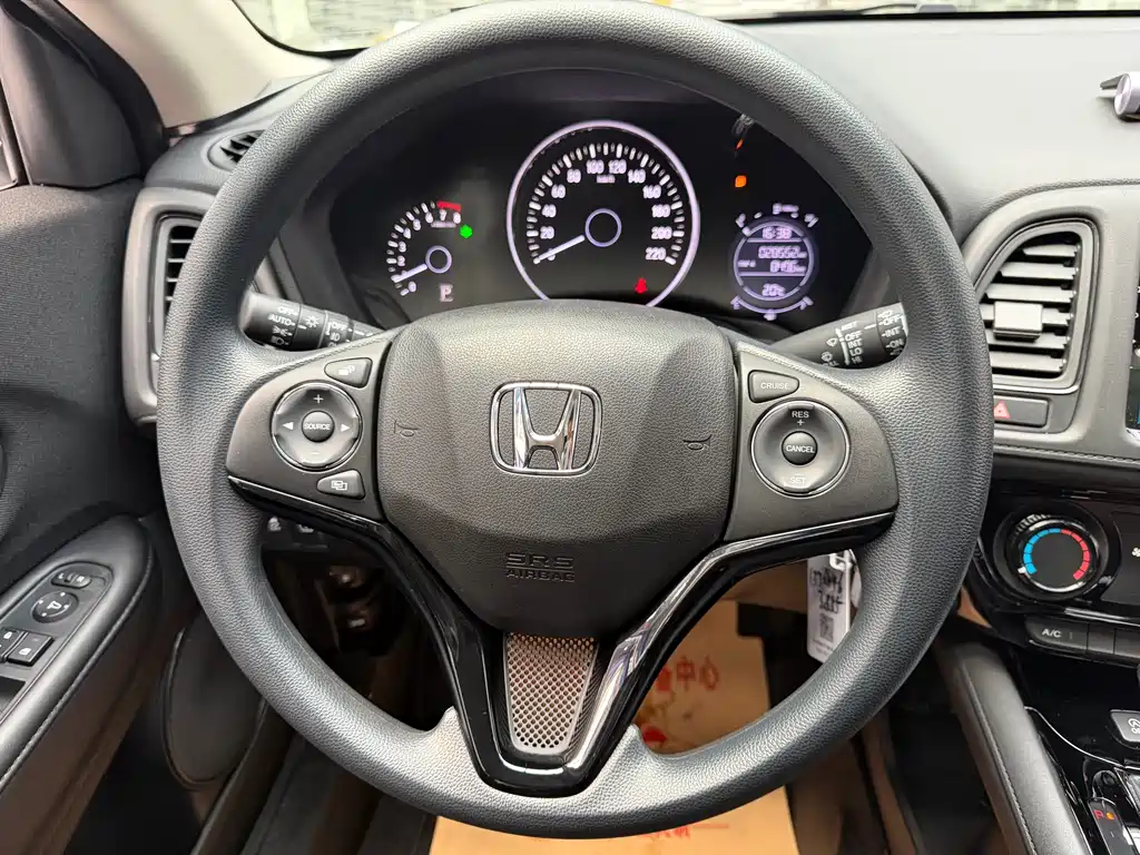 Honda Vezel 2022 — фото 13