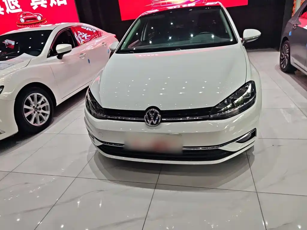 Volkswagen Golf 2020