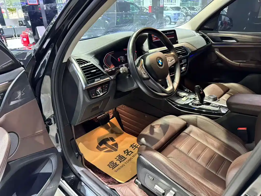 BMW X3 2020 — фото 10