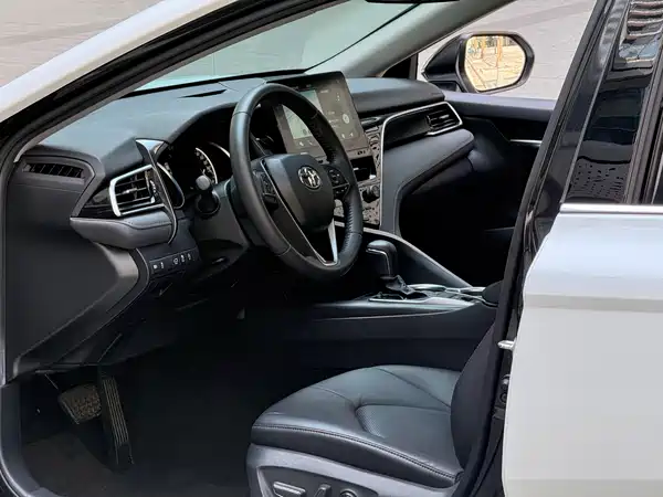Toyota Camry 2023