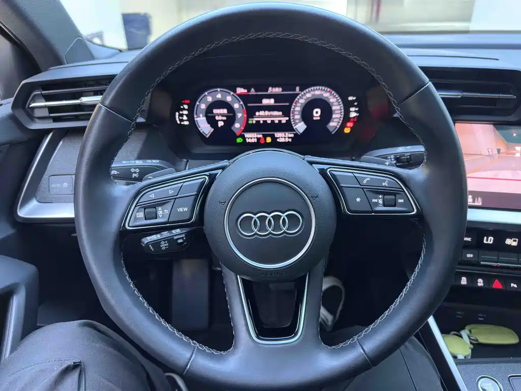 Audi A3 2023 — фото 11