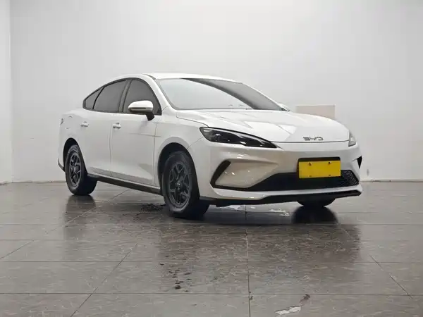 BYD Seal 05 DM-i 2025