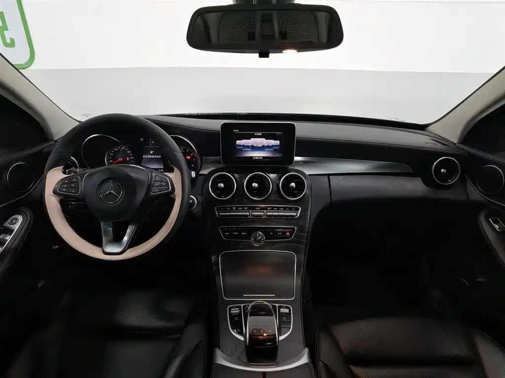 Mercedes-Benz C-Class 2018 — фото 5