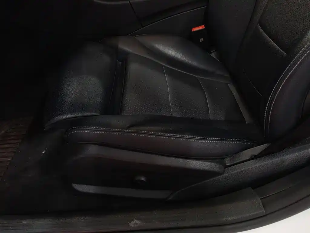 Mercedes-Benz C-Class 2018 — фото 20