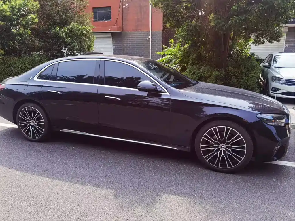 Mercedes-Benz E-Class 2025