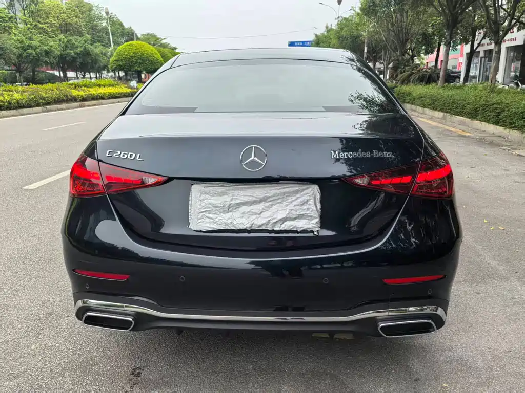Mercedes-Benz C-Class 2025 — фото 10