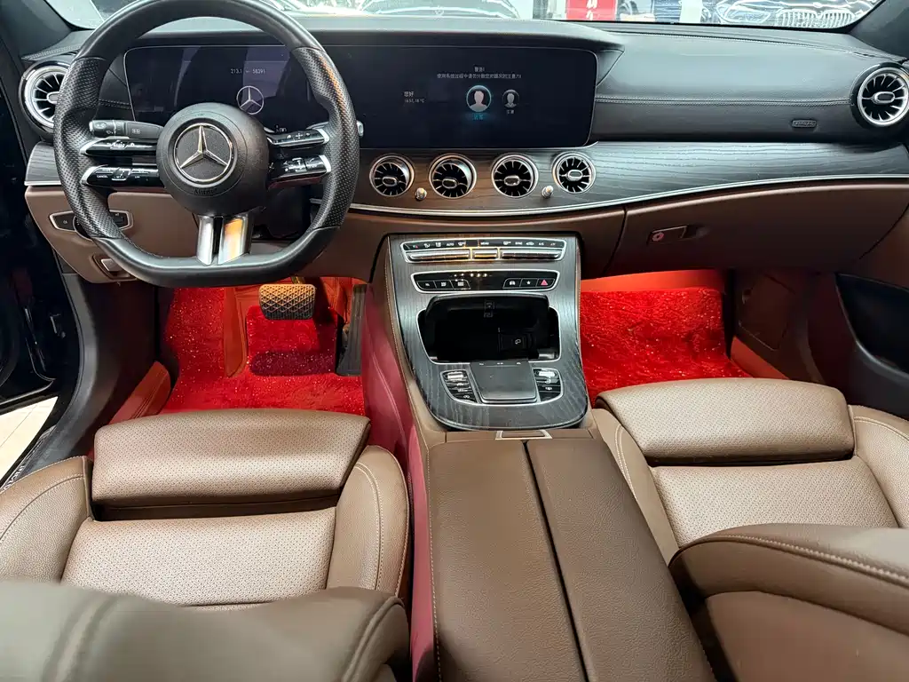 Mercedes-Benz E-Class 2022