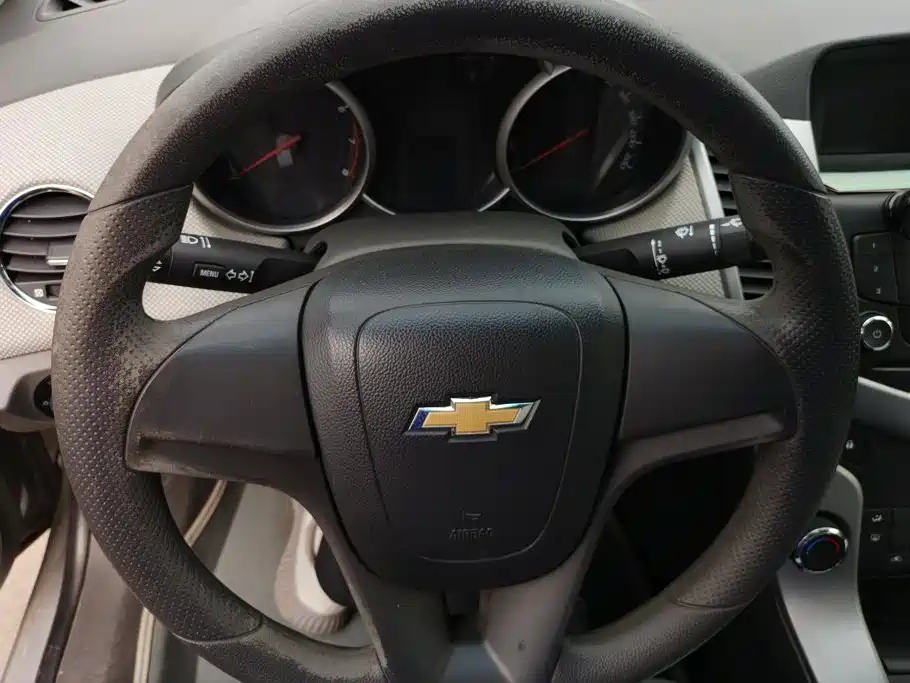 Chevrolet Cruze 2013 — фото 15