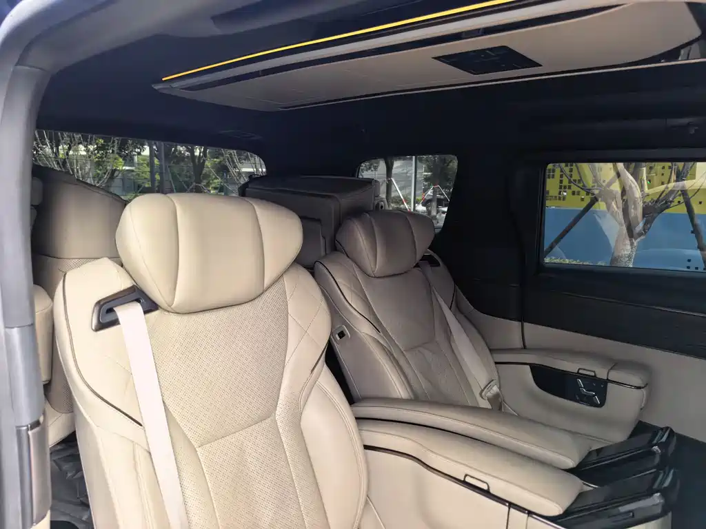 Toyota Alphard 2024 — фото 14
