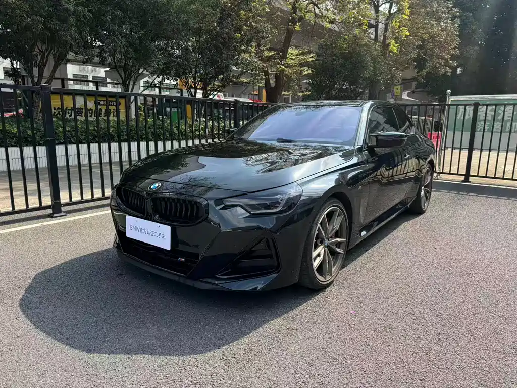 BMW M240i 2024