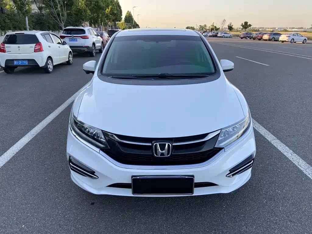 Honda Jade 2017 — фото 2