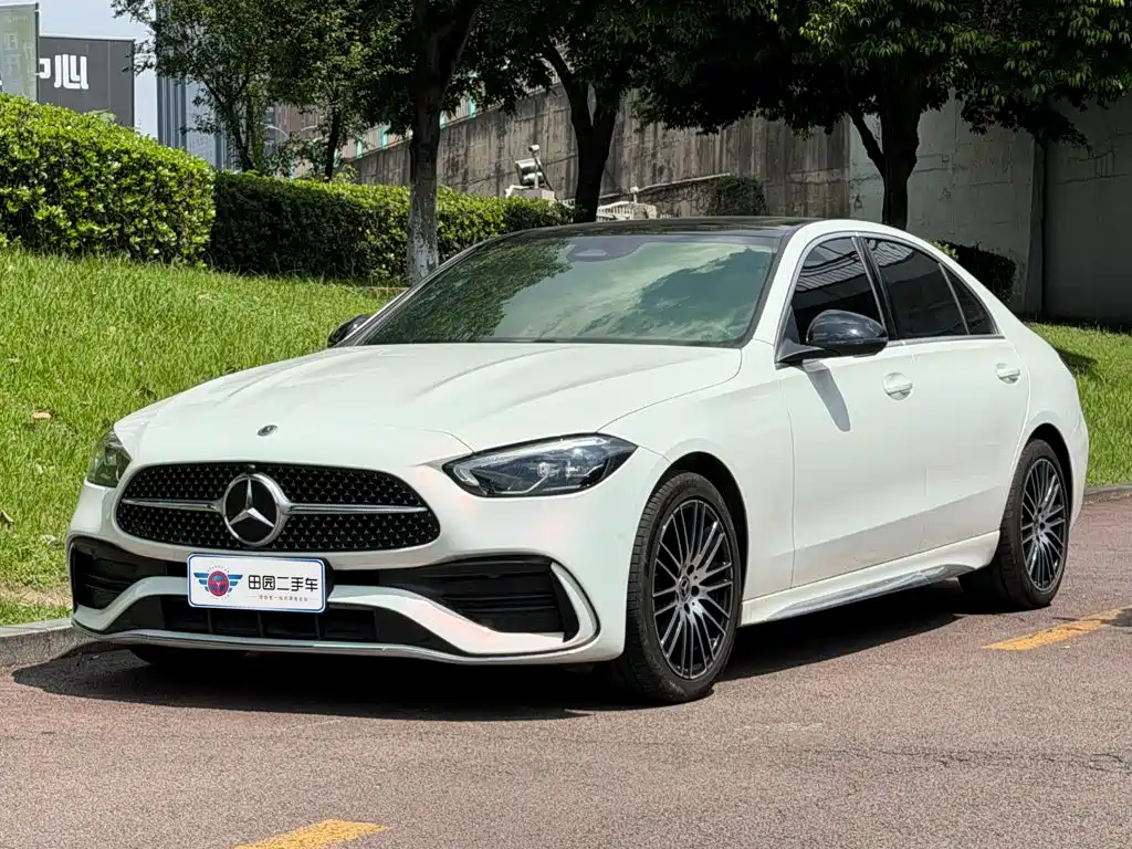 Mercedes-Benz C-Class 2023 — фото 1