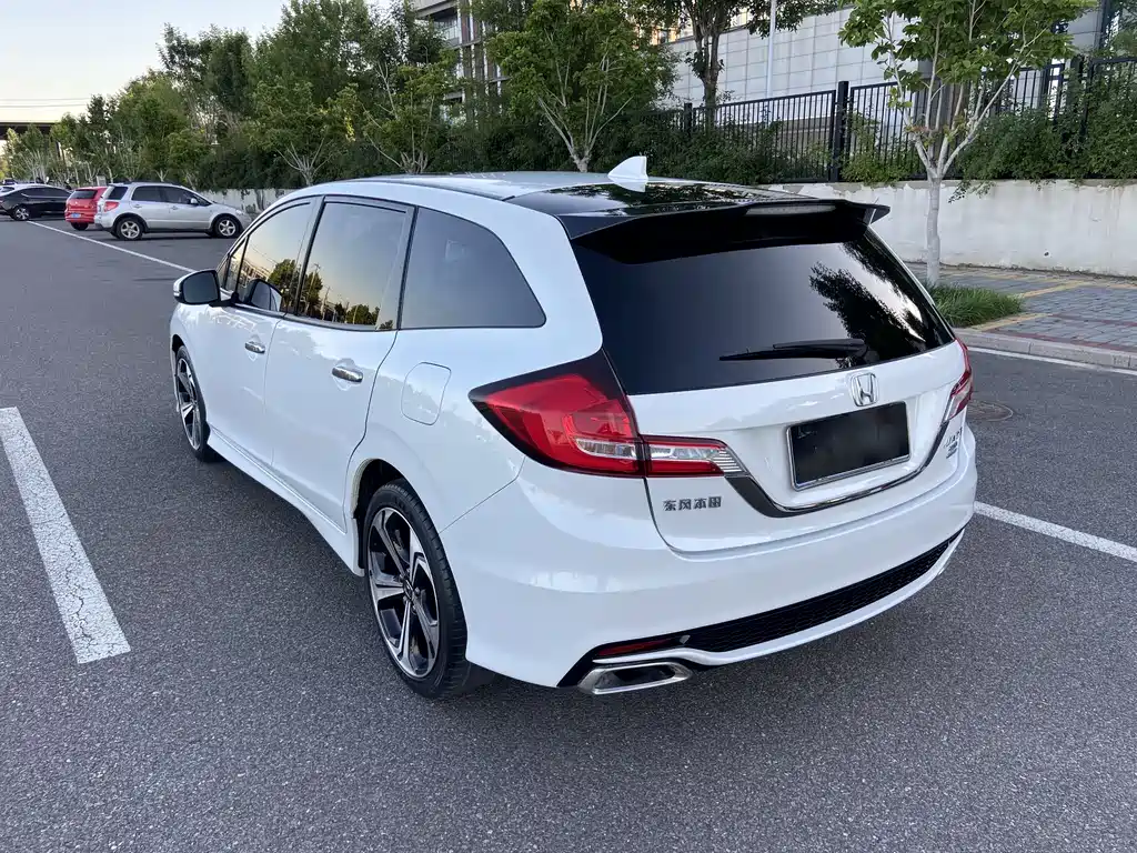 Honda Jade 2017 — фото 6