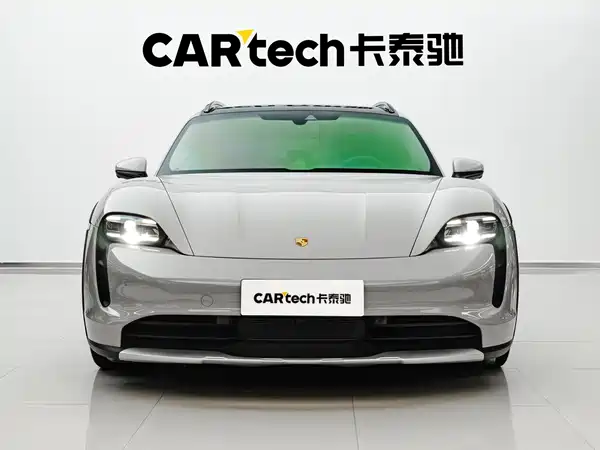 Porsche Taycan 2023