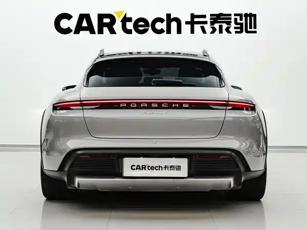 Porsche Taycan 2023