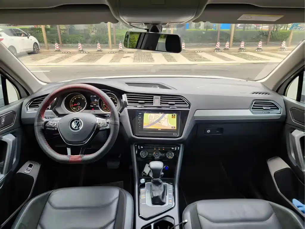 Volkswagen Tiguan L 2020