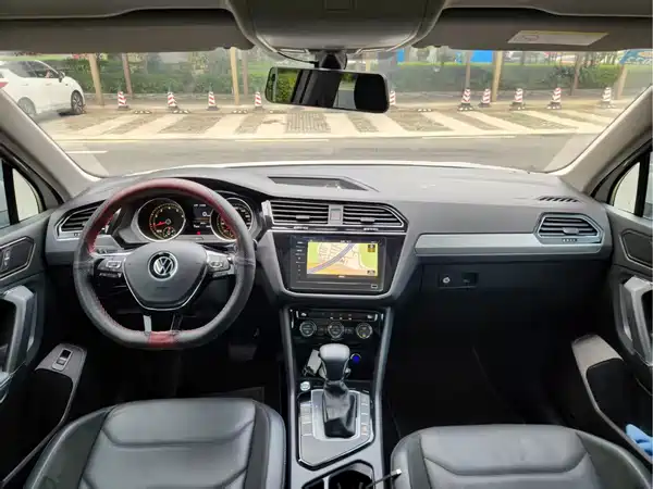 Volkswagen Tiguan L 2020