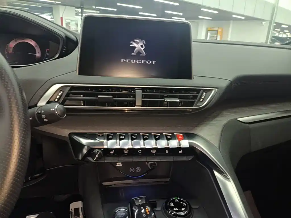 Peugeot 4008 2017 — фото 13