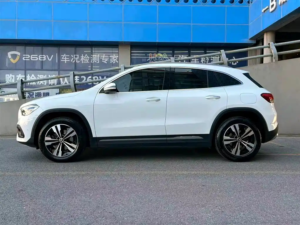 Mercedes-Benz GLA 2022 — фото 3