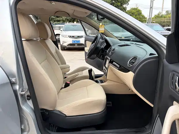 Volkswagen Lavida 2013