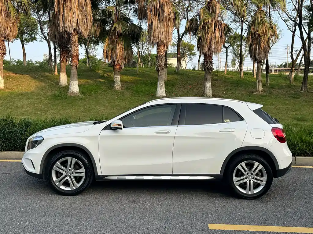 Mercedes-Benz GLA 2016 — фото 2