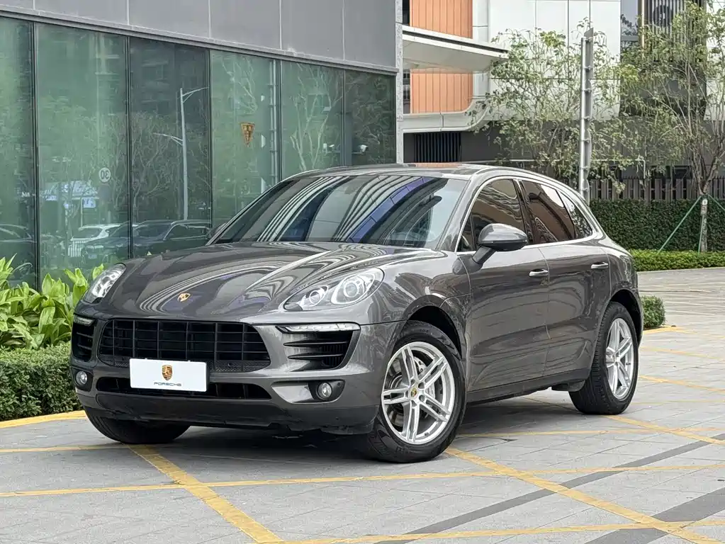 Porsche Macan 2016 — фото 1