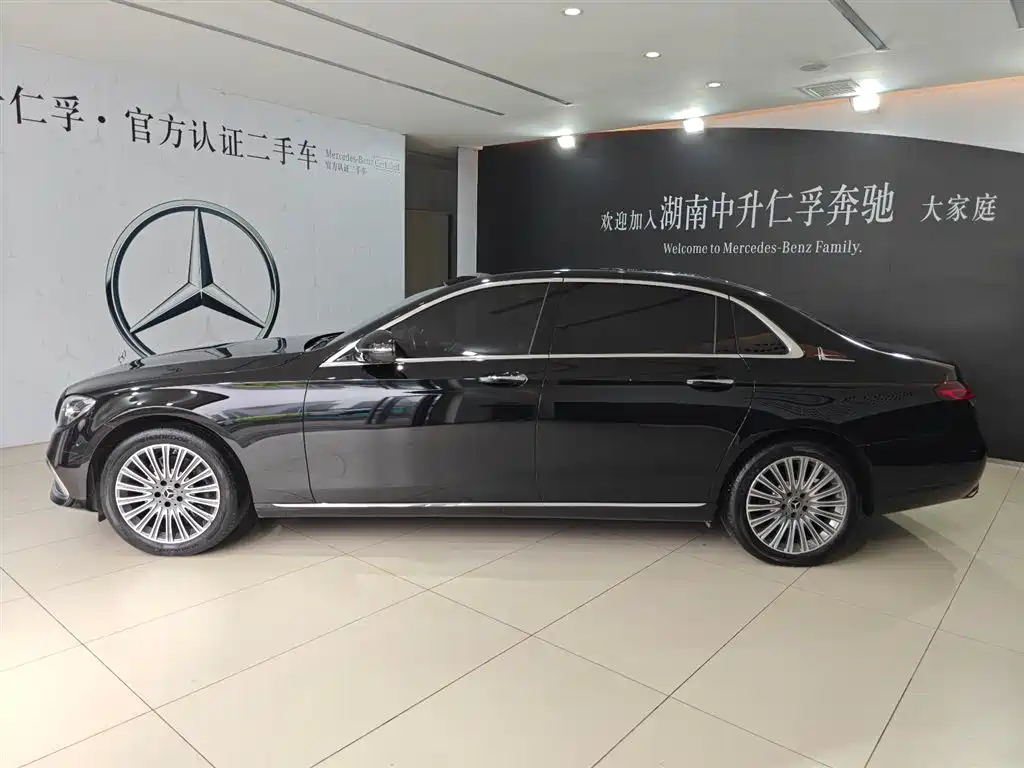 Mercedes-Benz E-Class 2023 — фото 5