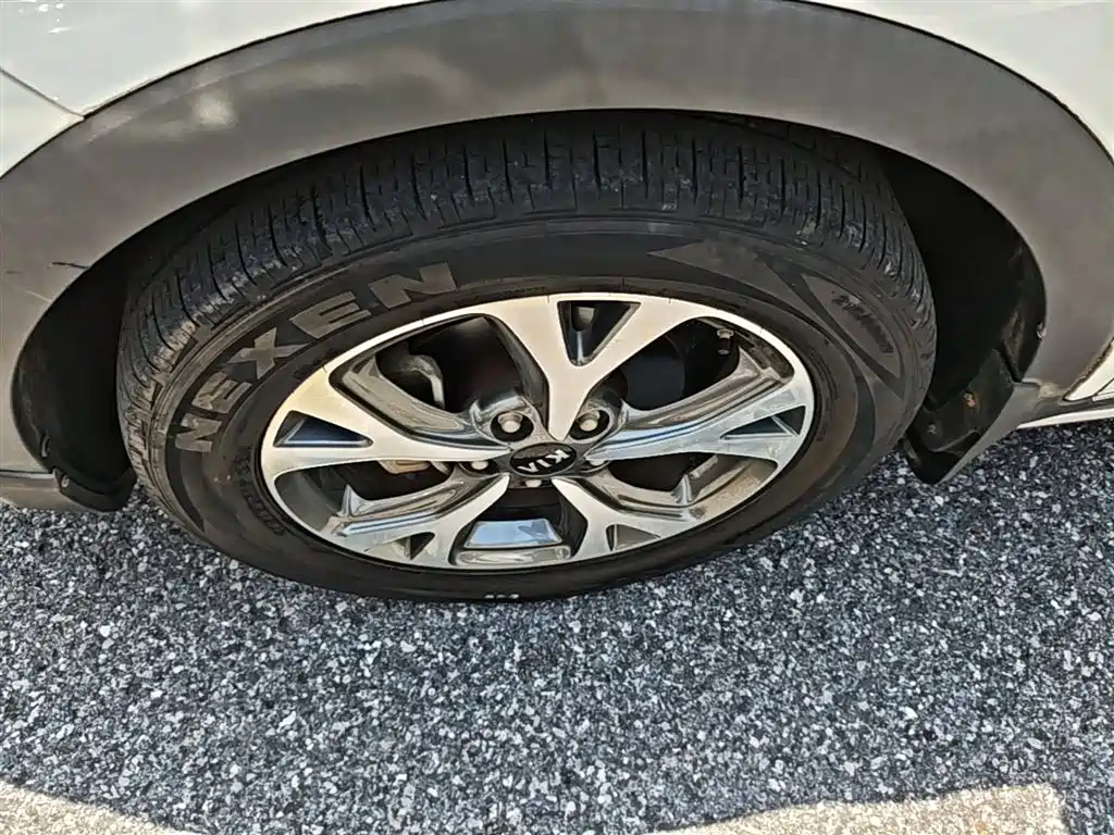 Kia KX3 2019 — фото 23
