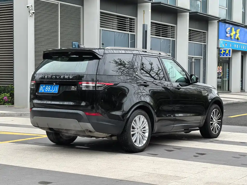 Land Rover Discovery 2017 — фото 4