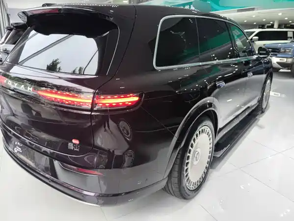 Voyah Taishan 2025