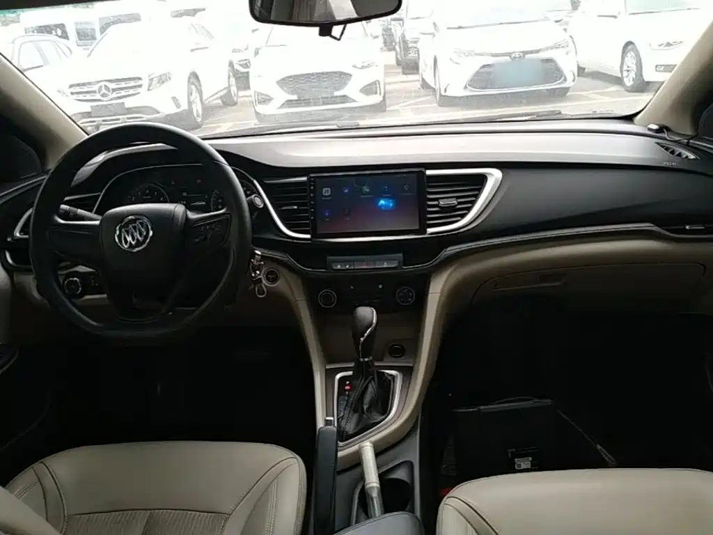 Buick Excelle 2016 — фото 10