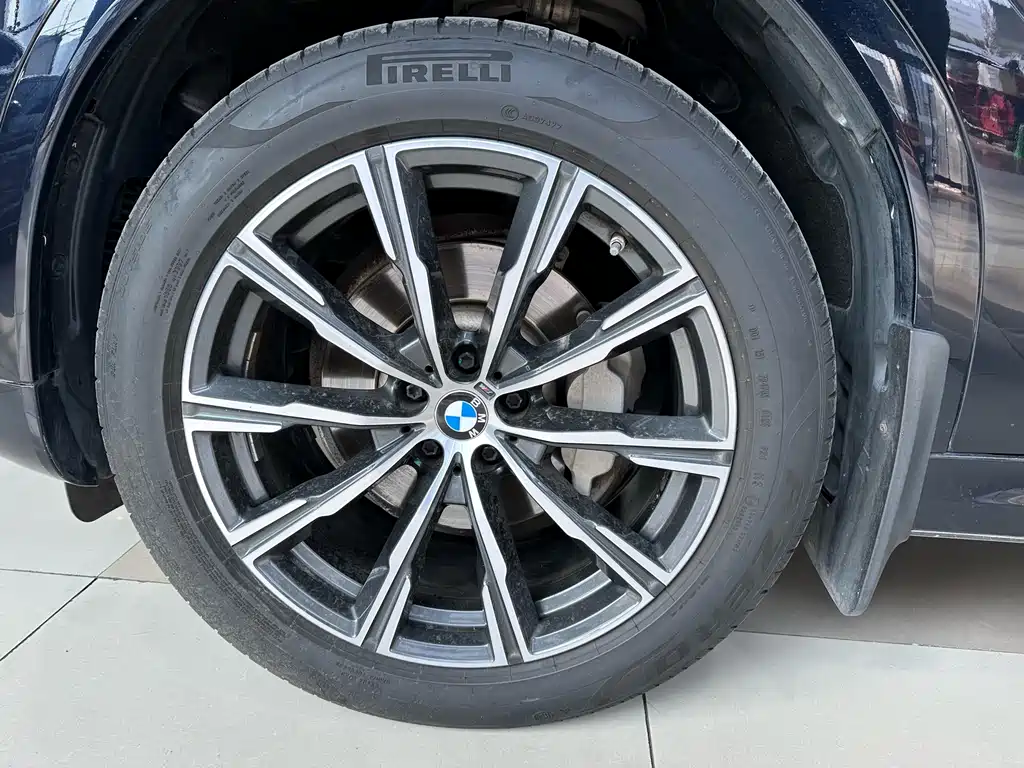 BMW X6 2021 — фото 15
