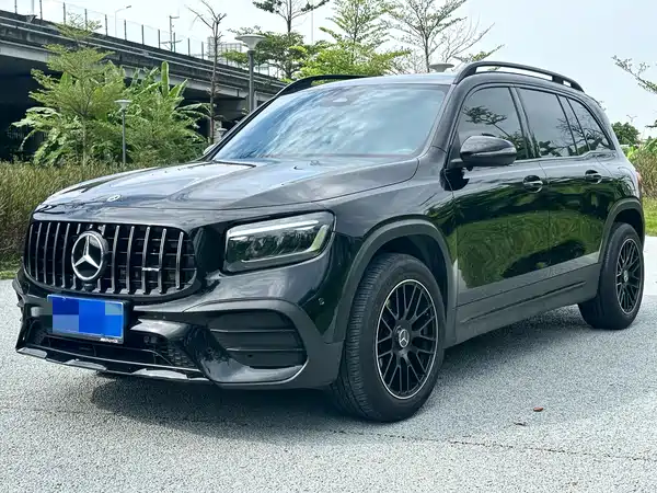 Mercedes-Benz GLB 2024
