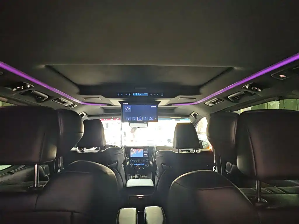 Toyota Vellfire 2020 — фото 18