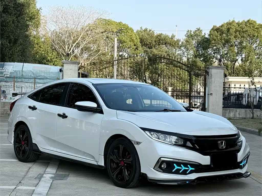 Honda Civic 2021 — фото 4