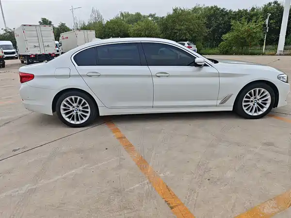 BMW 5 Series 2019