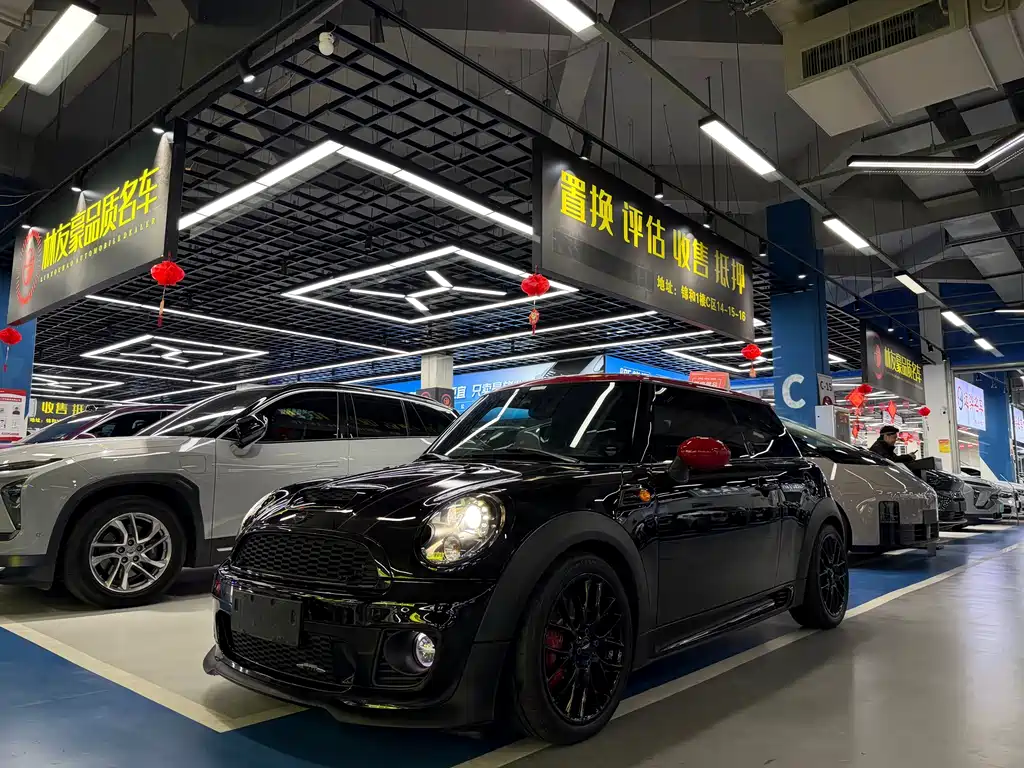 MINI JCW 2015 — фото 1