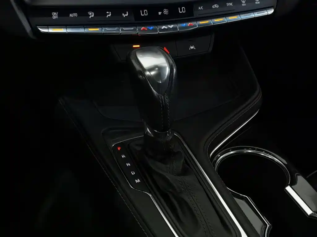 Cadillac CT4 2021 — фото 13