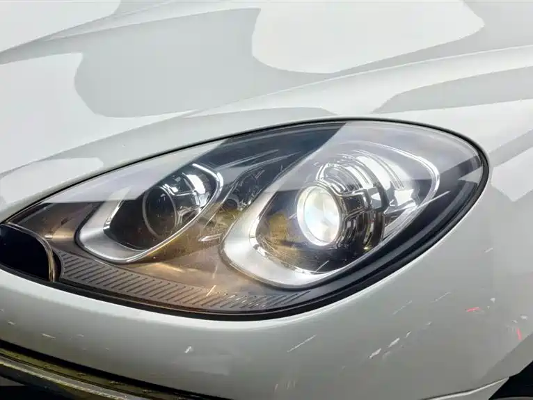 Porsche Macan 2015 — фото 7