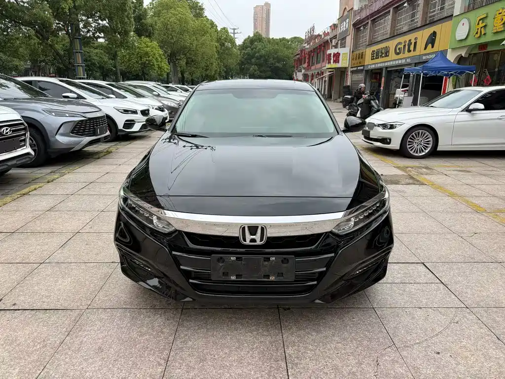 Honda Accord 2021 — фото 2