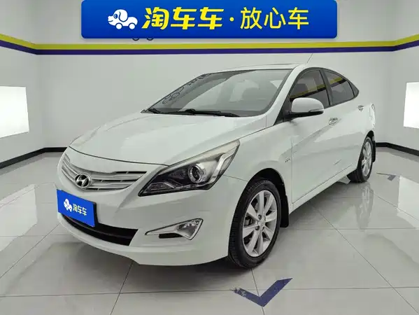 Hyundai Accent 2015