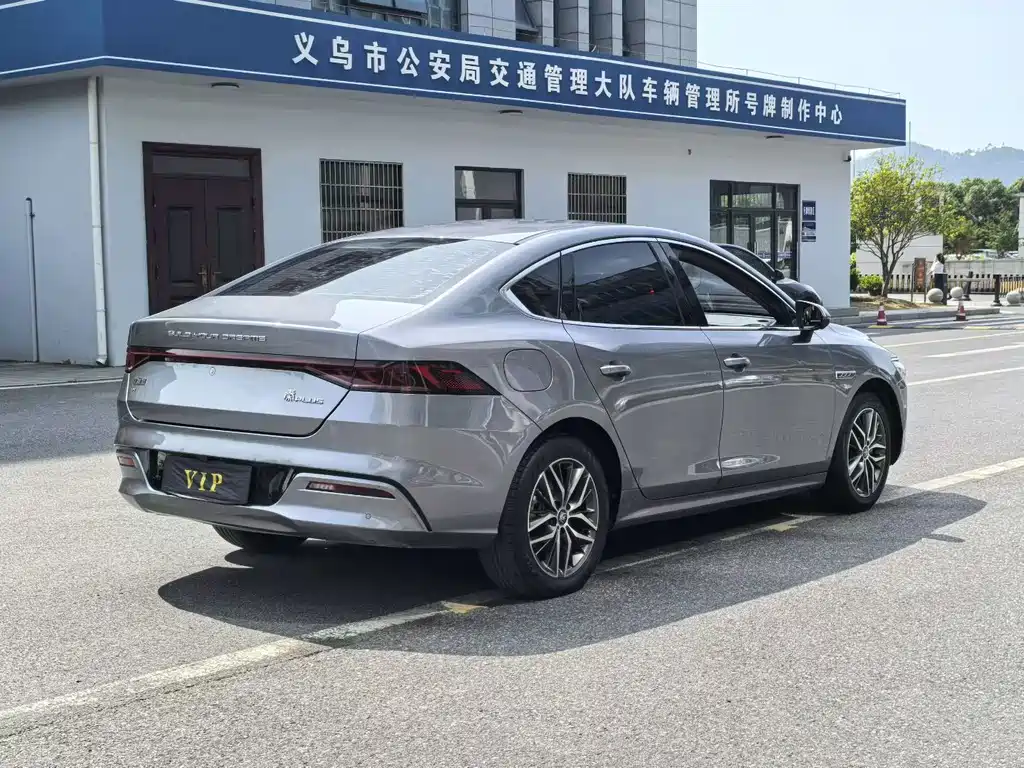 BYD Qin PLUS 2022 — фото 6