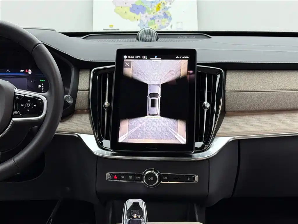 Volvo XC90 PHEV 2025 — фото 10