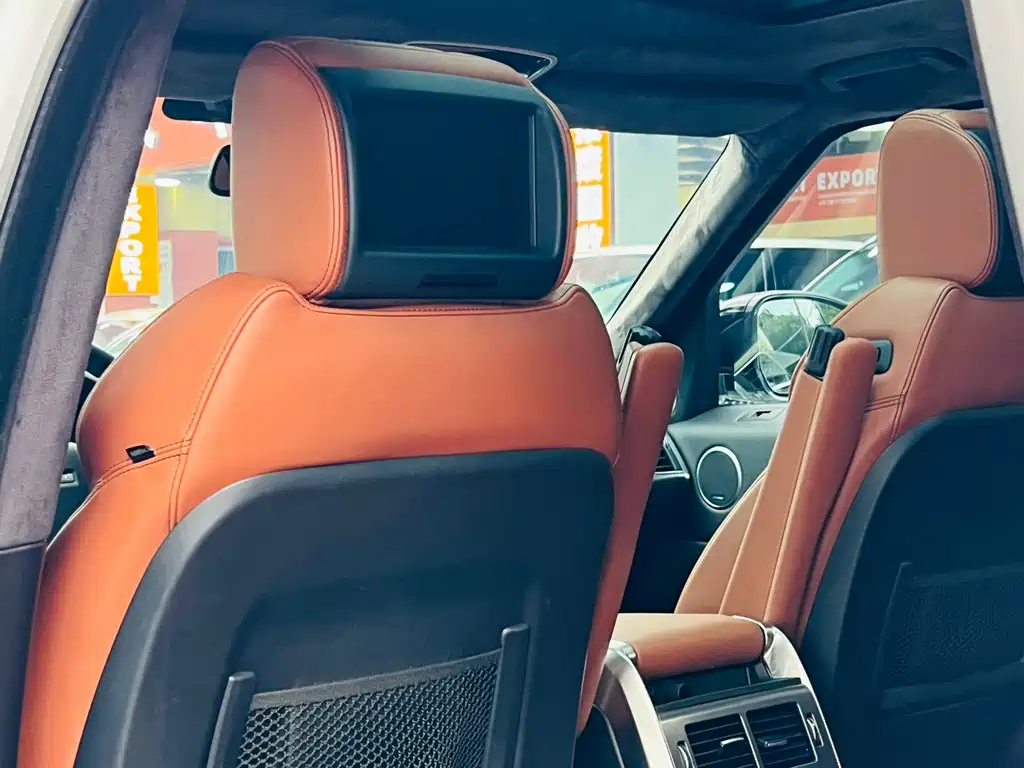 Land Rover Sport 2017 — фото 11
