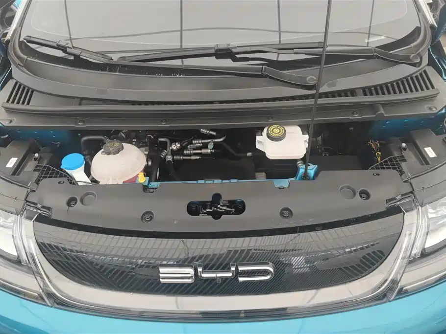 BYD Dolphin 2023 — фото 10