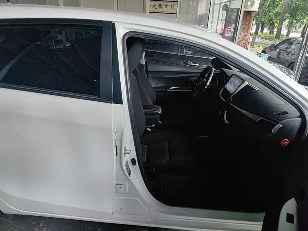 Toyota Vios FS 2019 — фото 25