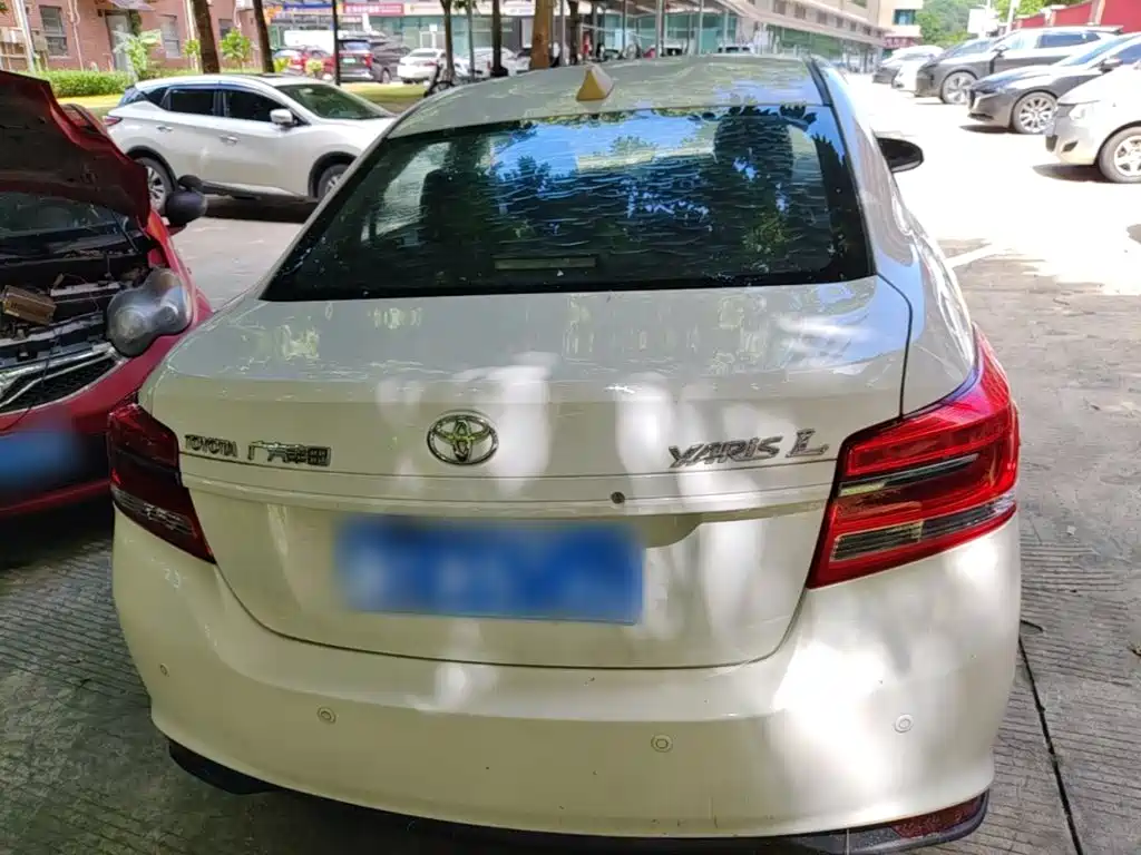 Toyota Yaris L 2020